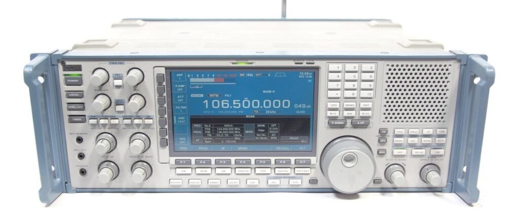 ICOM IC-R9500 Communications Receiver